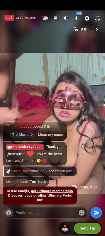 hotandsexyqueen nude blowjob