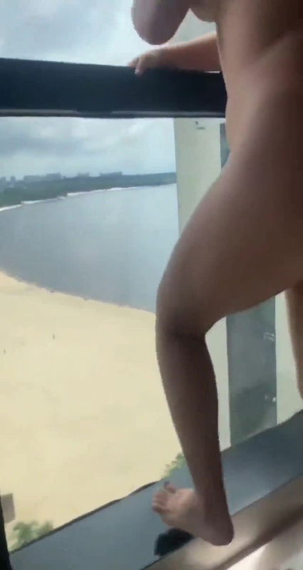 Hot Girl Roaming nude in balcony