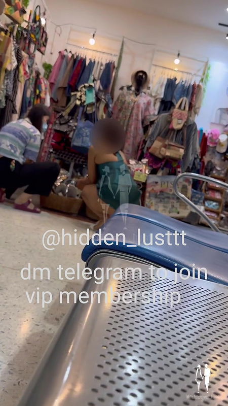 New Hiddenlust viral girl airport dare