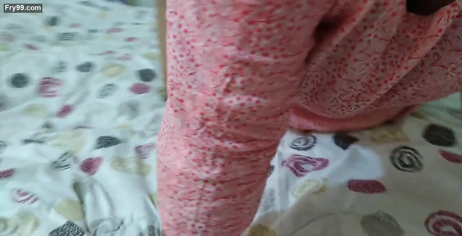 Desi Sexy Bhabhi ne apni Sasur ko ghar par bulakar mast gand chudai – Indian Homemade Sex Story (Hindi Audio)