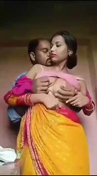 Hot house wife hurd sex with debor in alone room