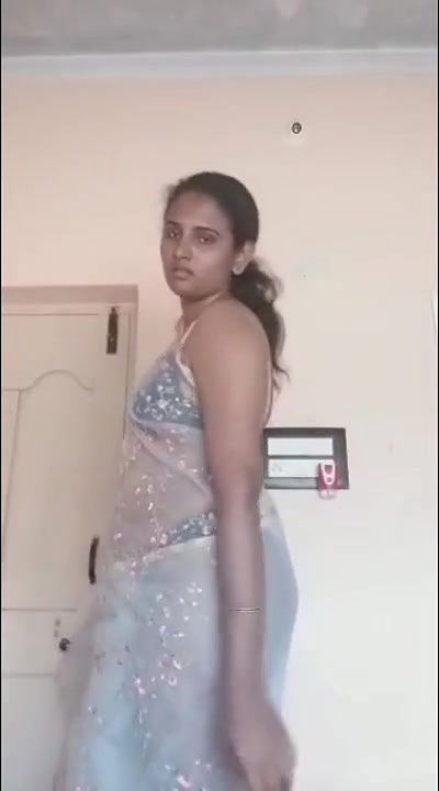 Beautiful Mature South Indian Aunty Showing Fluffy Pussy Ass While Changing Dress