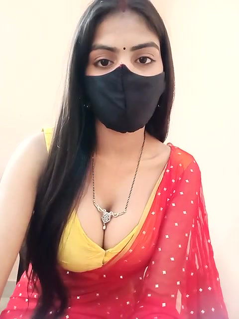 Saree girl in cam