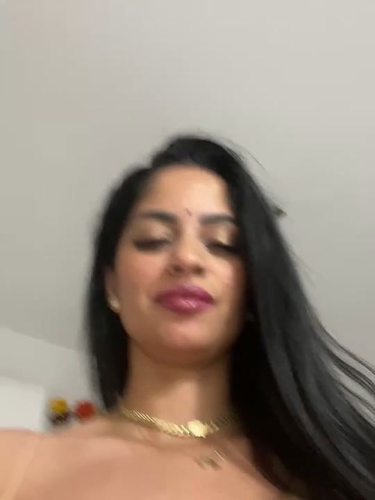 cam girl nude show 4