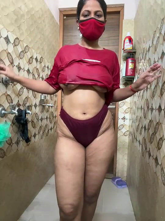 cam girl nude show 6