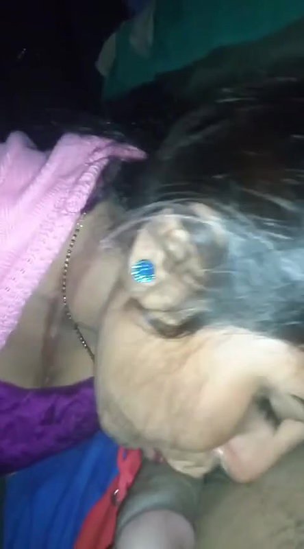 Chachi ne bhatije ka land chusa