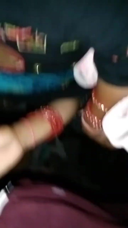 bhabi ko khade khade ghodi bana kar choda