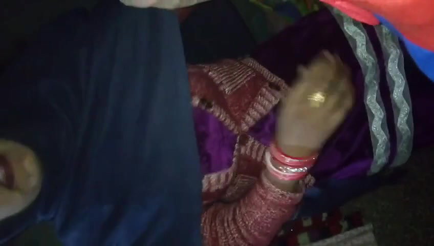 bhabi ne chus kar hi nikal diya