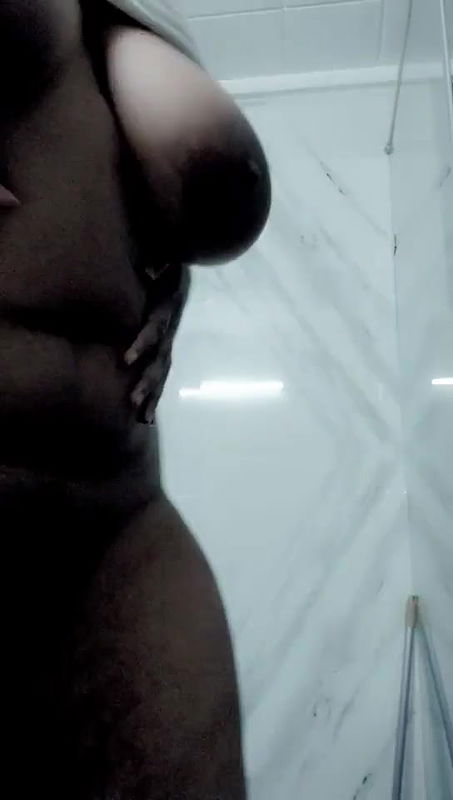 big boobs gand ke ched me ungli