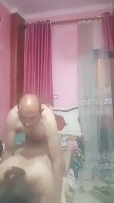 Sasur ne chubby bahu ko choda