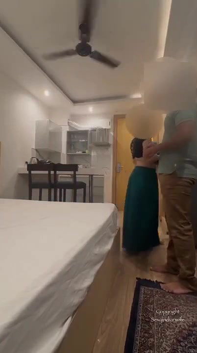 Hot Bhabhi invite massager boy doing massage in front of hubby