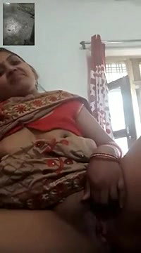 Beautiful Desi Bhabhi Showing to her husband On Vc2