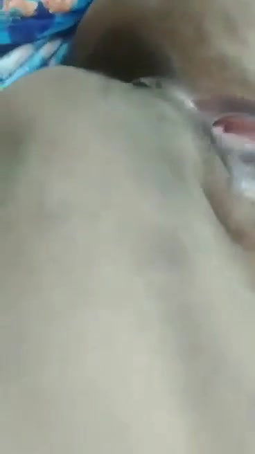 Bangladeshi boudi showing to Expatriate husband