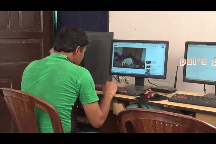 Pals Indian Aunty First sexy Lession From Her Computer Friend