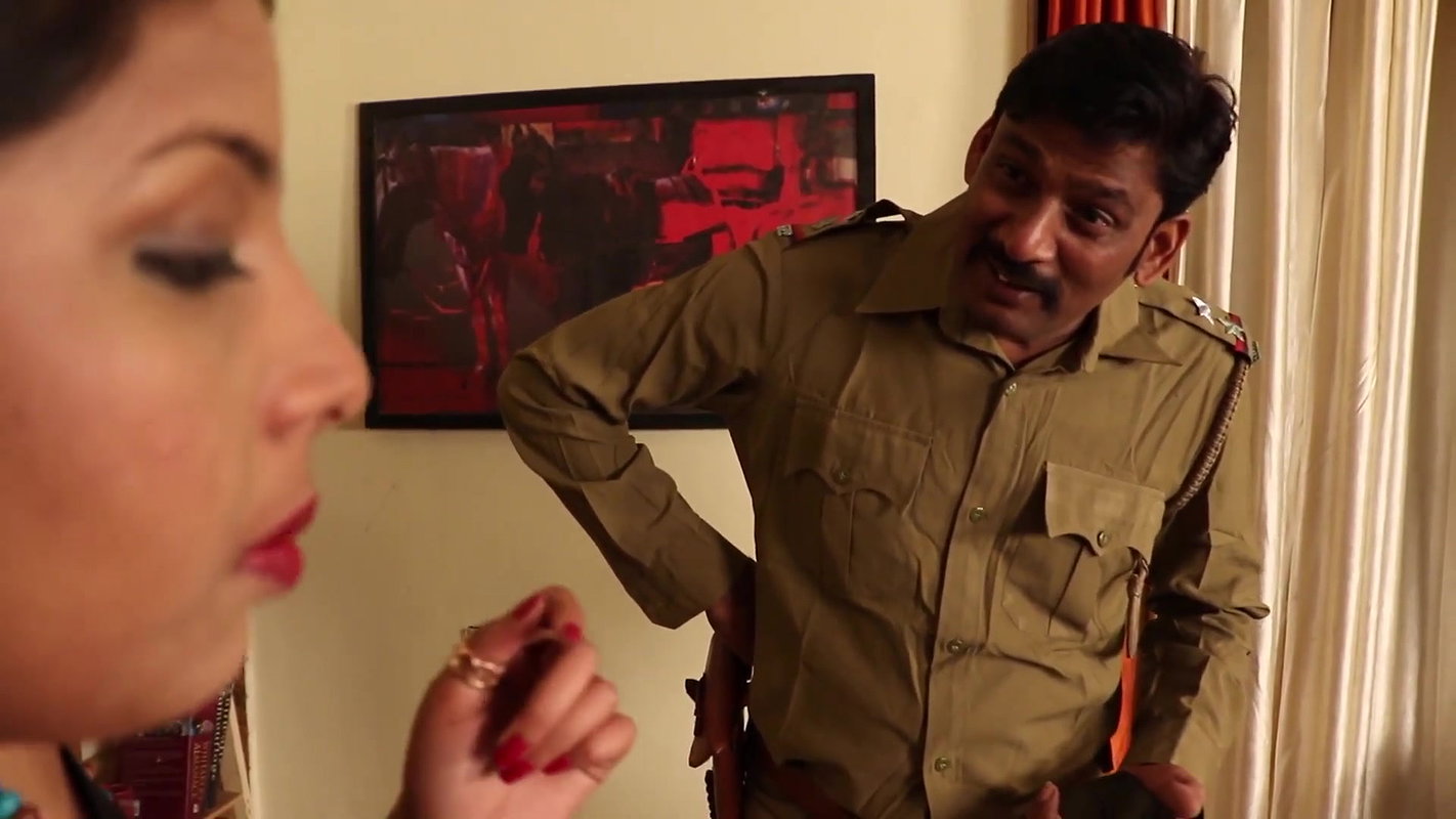 Alina khan romance with police SF2