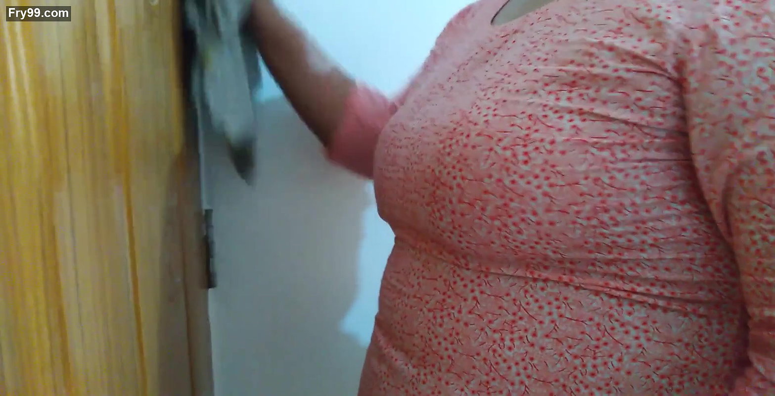 Sasur apni beta ki pati ke sath chudai majboor (Father-in-law fucked while cleaning house) Huge boobs & Ass – cum Inside