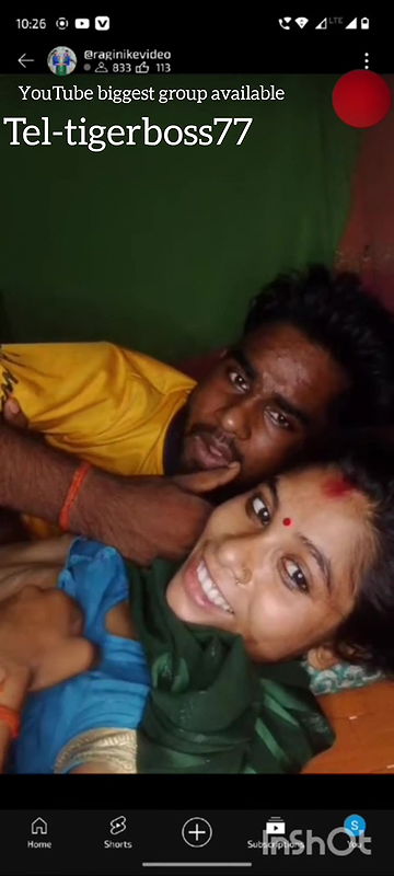 YouTubeer Ragini ke vlogs boobs show