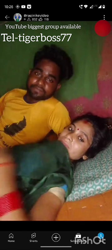 YouTubeer Ragini ke vlogs boobs show