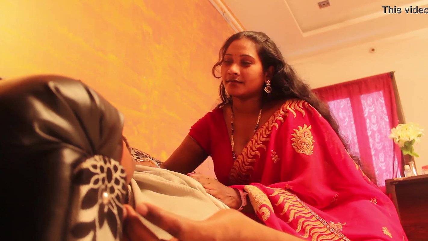 Telugu Aunty Hot Romance with patient