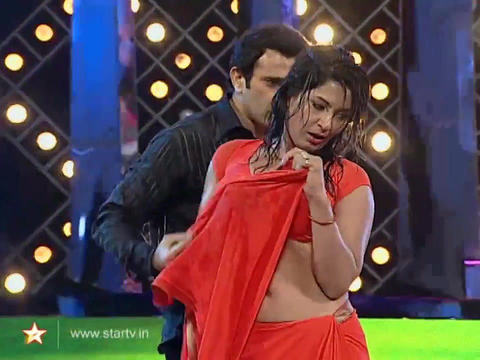 Archana puran singh steamy saree show