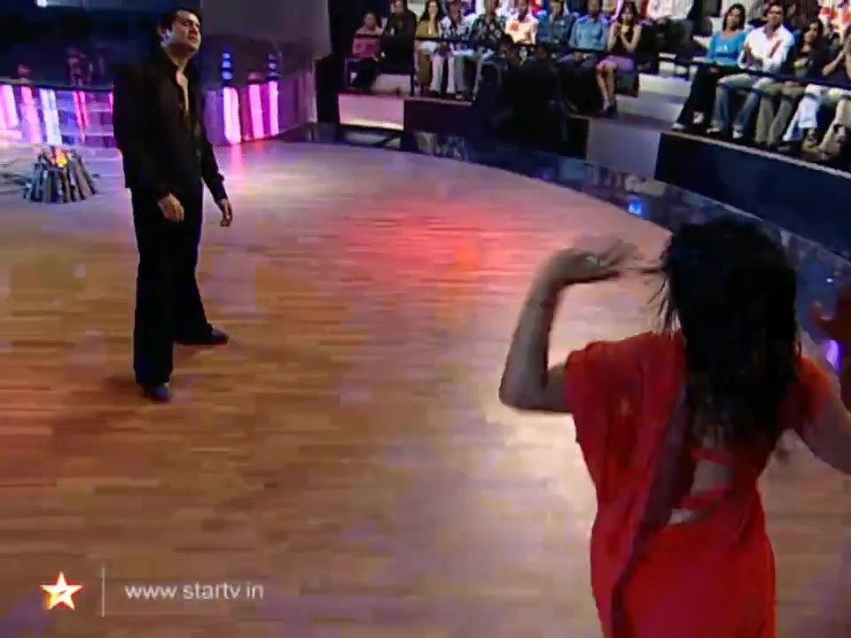 Archana puran singh steamy saree show