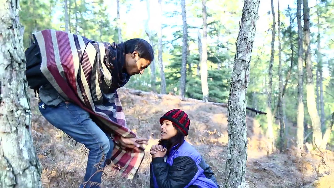 Black Rose Nainital ki Vaadiyon me romance