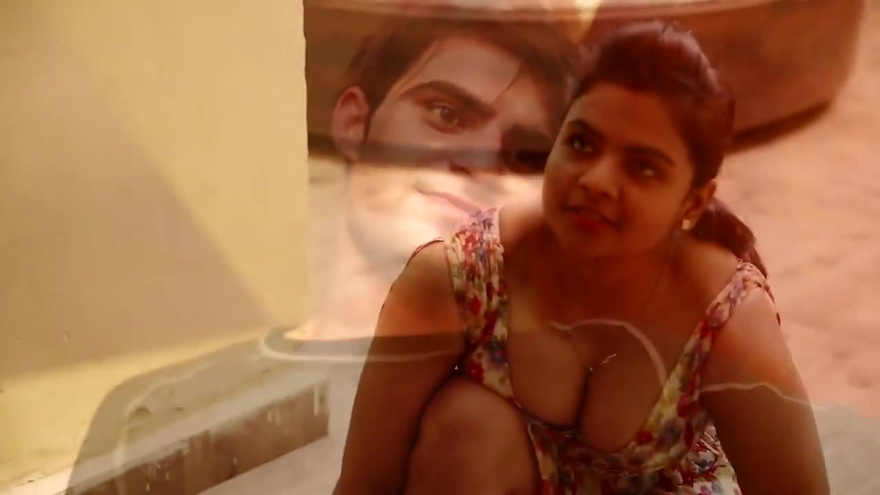 Bubbly Girl as Kaamwali