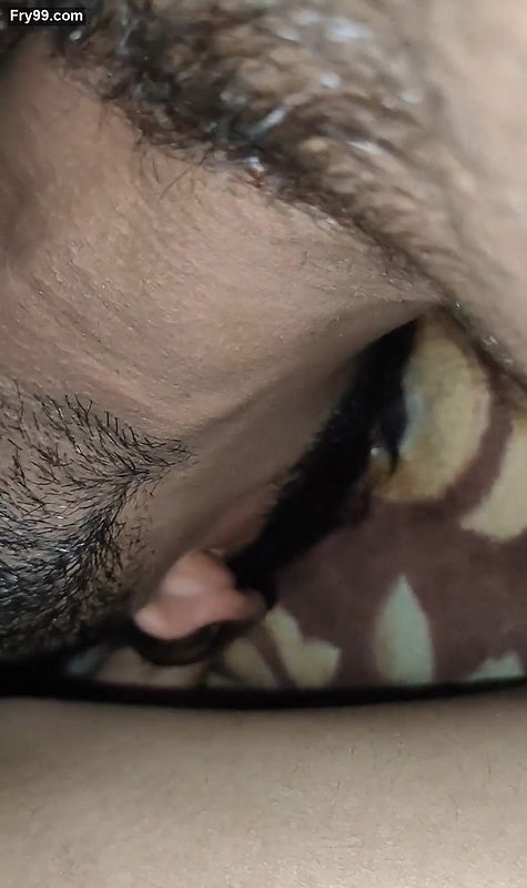 Today i kiss my wife chut so hot and crimiy pussy