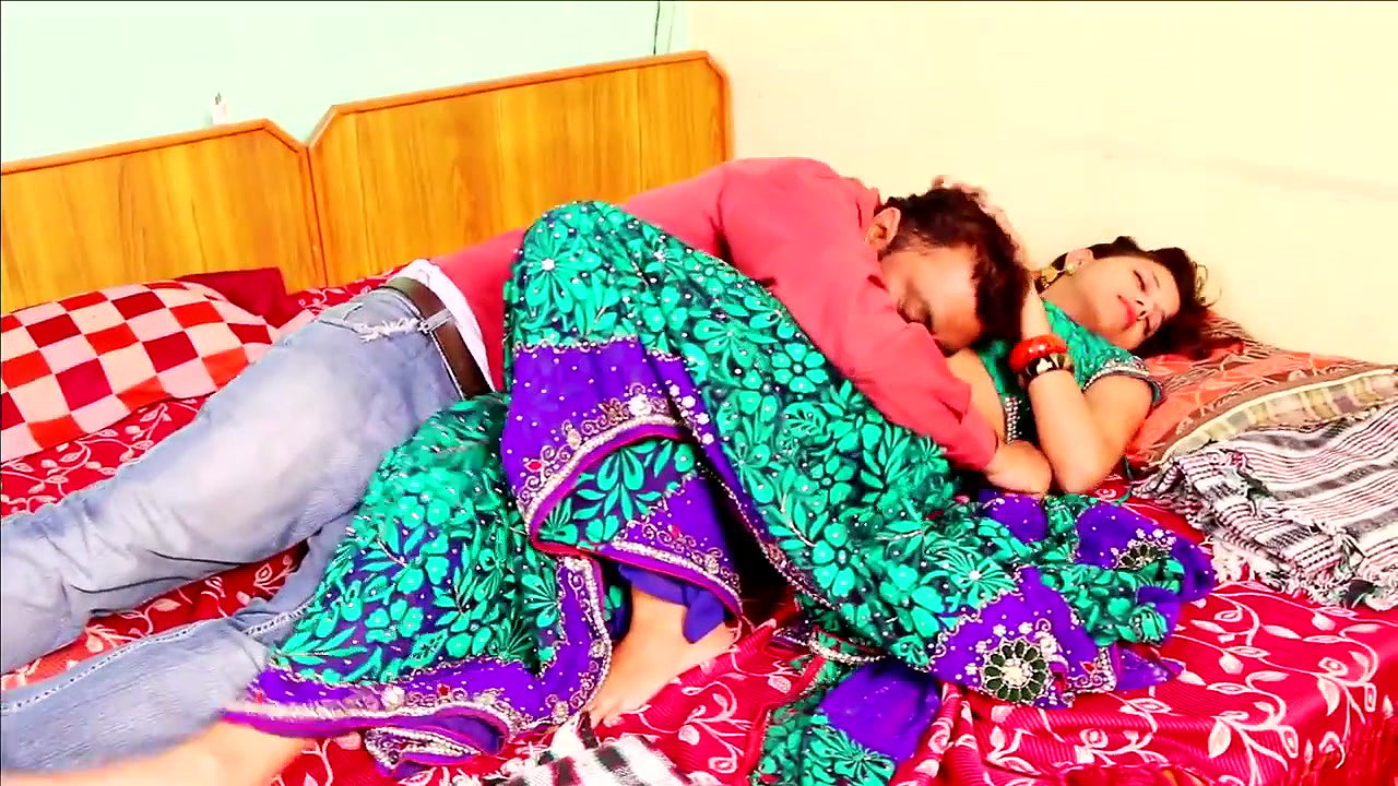 Poorni Couples Private Moment Leaked In Hotel