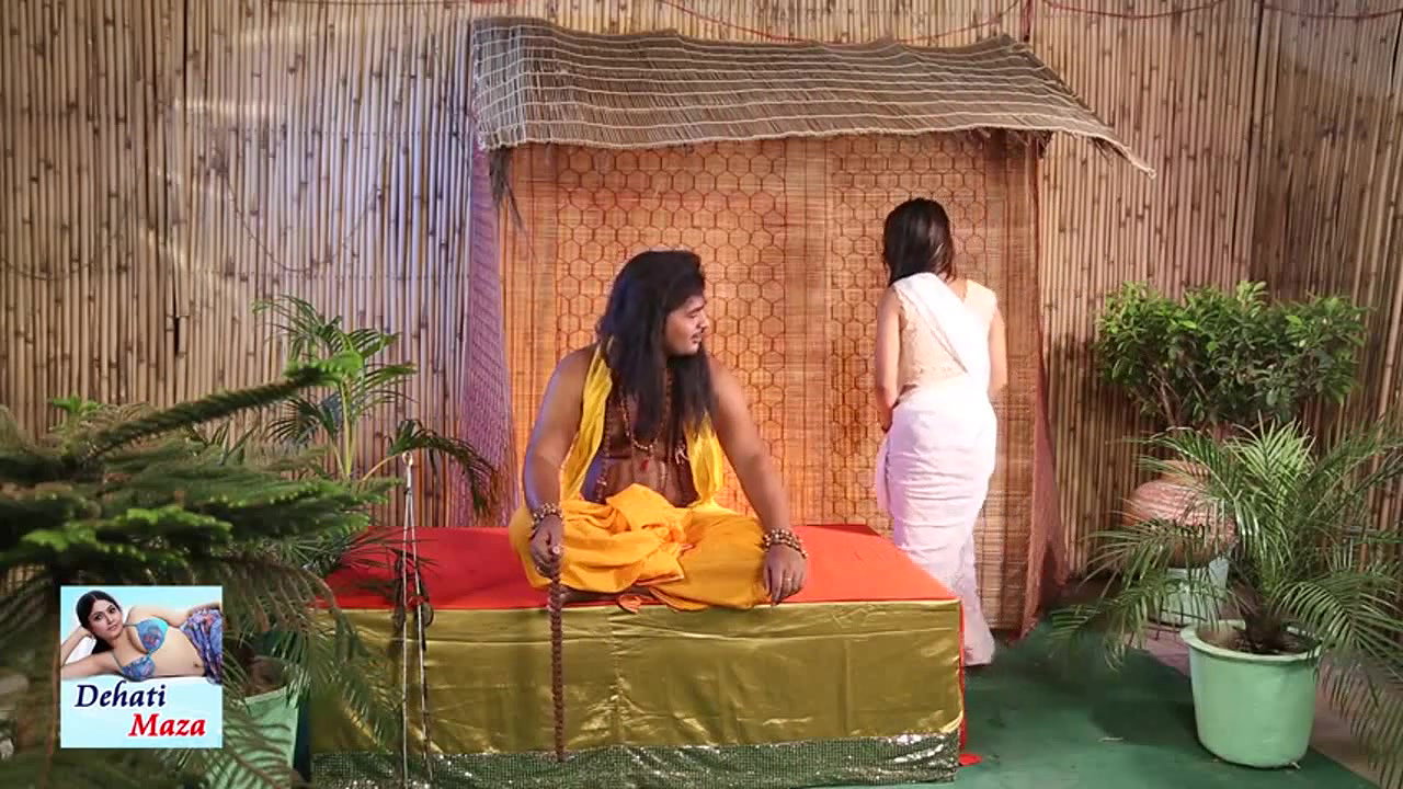 Dhivyasri Hot Full mouth smooching by fake baba