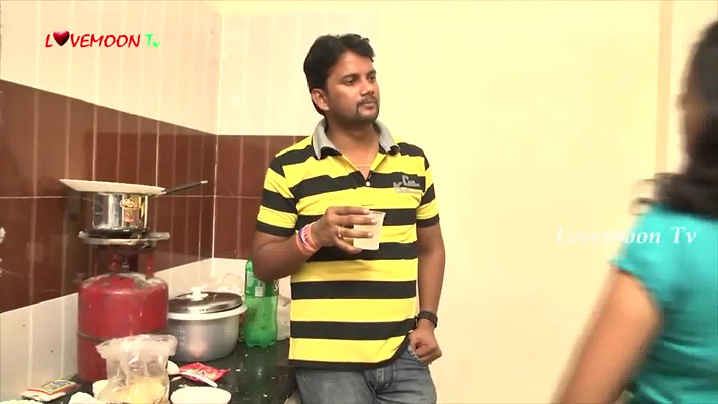 shabana Liplock Smooching