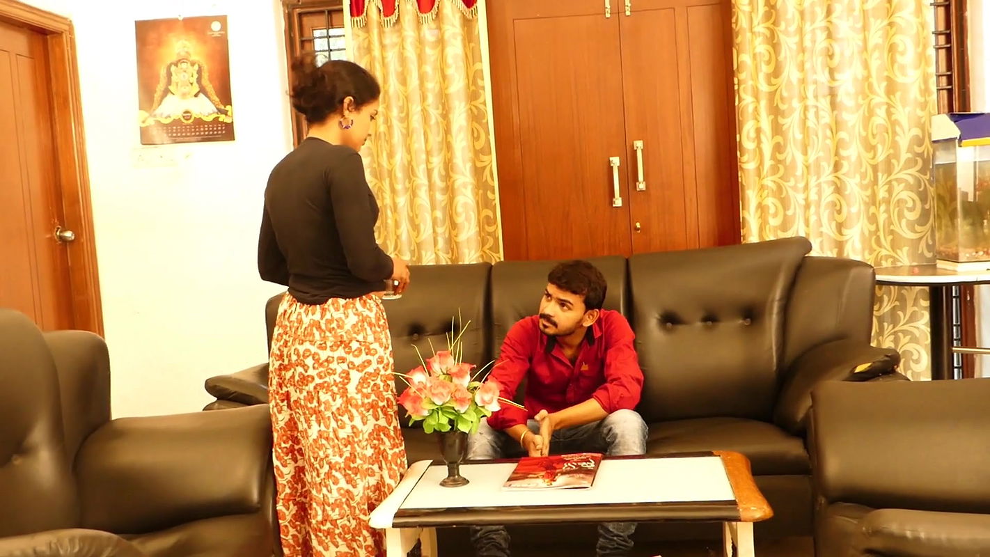 Shabana Aunty Hot Romante With Husband Friend Making Video