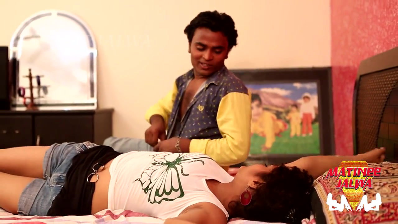 Bewafa Patni Hot Romance With Young Boy 720p