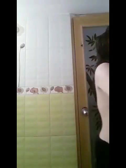 Cute Gil Showing Boobs