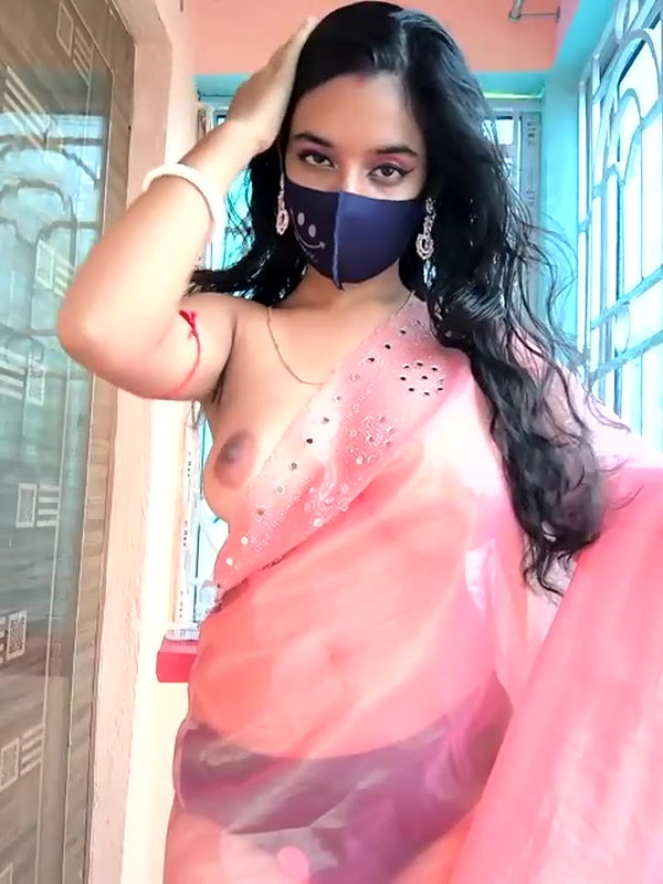 Beautiful girl full nude show and saree removing