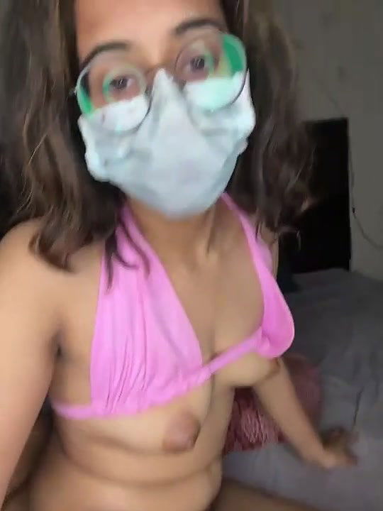 BF fingering GF pussy and Blowjob