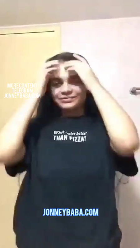 Insta Punjabi kudi nude showing here bf