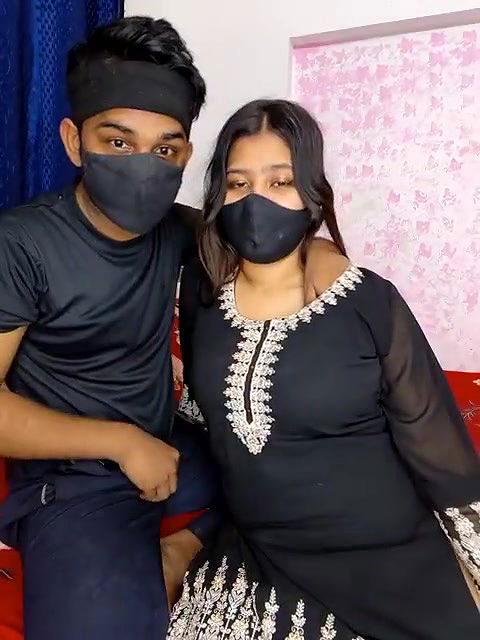 Cute girl kissing and blowjob to BF