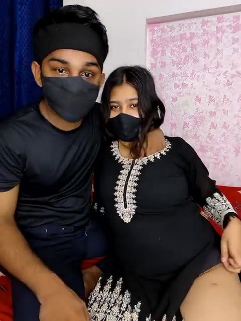 Cute girl kissing and blowjob to BF