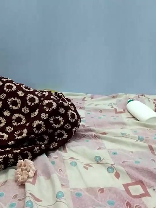 Bengali Bhabhi giving Handjob and Blowjob