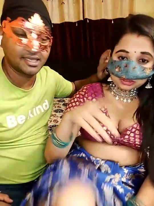 Cute Bhabhi giving Blowjob and Pussy Fingering