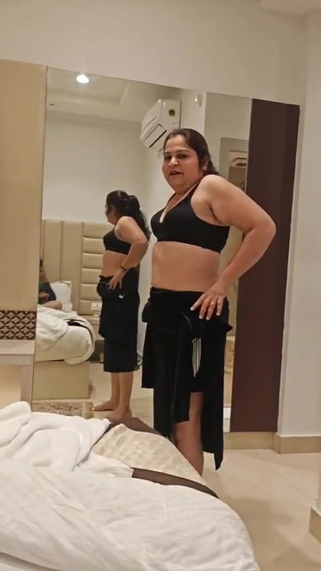 Punjabi big boobs bhabhi with boyfriend part 2