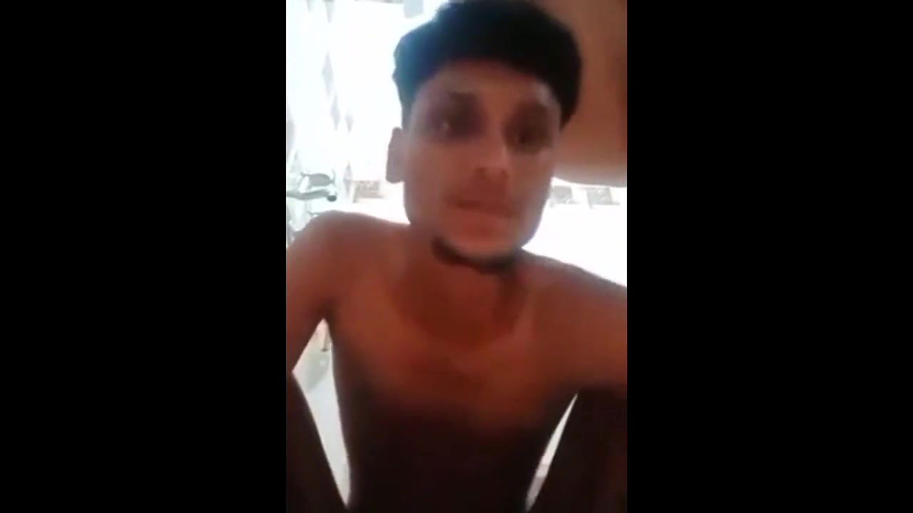 Indian Young couple fucking in the bathroom Scandal