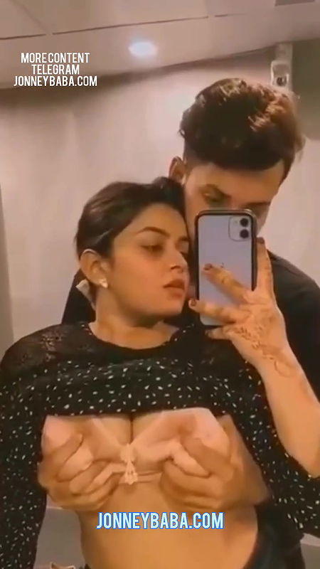 Insta Influencer romance in mall toilet