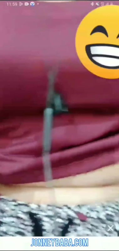 Cute girl chamet nude pussy show