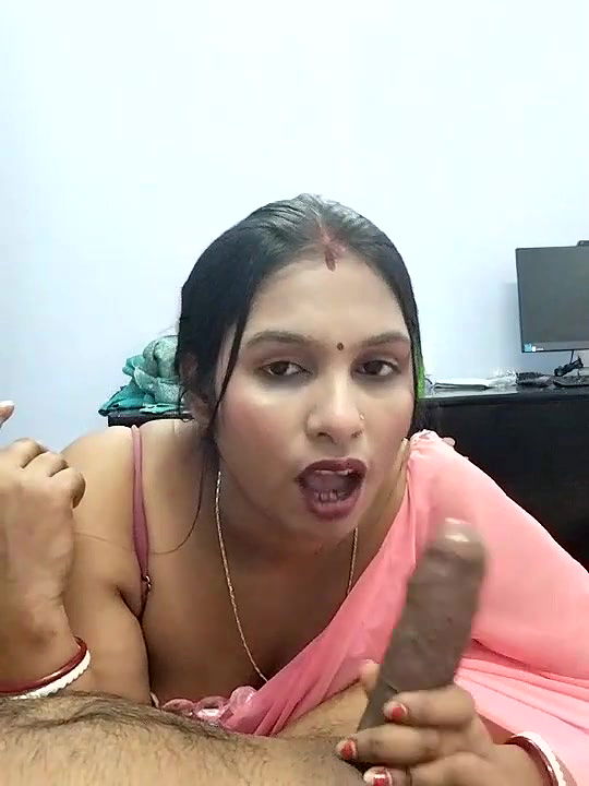 Bengali Bhabhi Licking Chocolate from Husband Cock and Blowjob