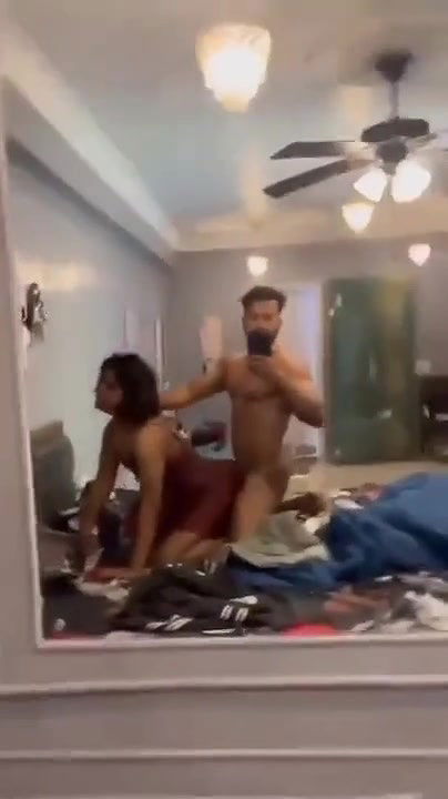 Boyfriend With Hot babe Fuck Mirror Cam