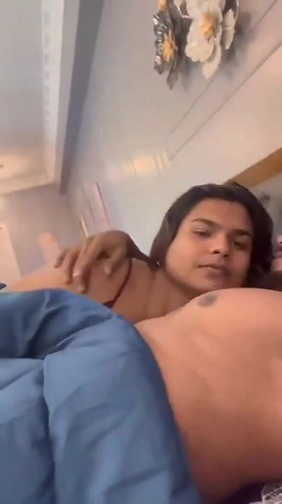 Boyfriend With Hot babe Fuck Mirror Cam