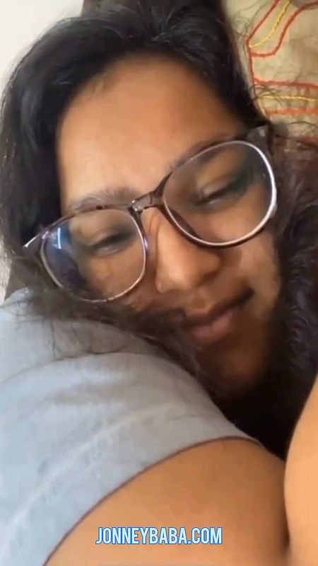 Dark chocolaty big nipple desi girl