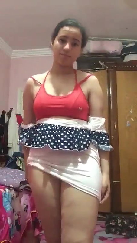 Pakistani sister full nude showing to brother